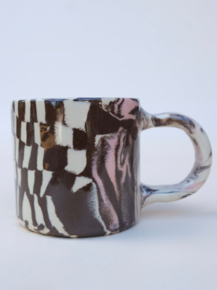 N.93 Pink Swirls 12oz