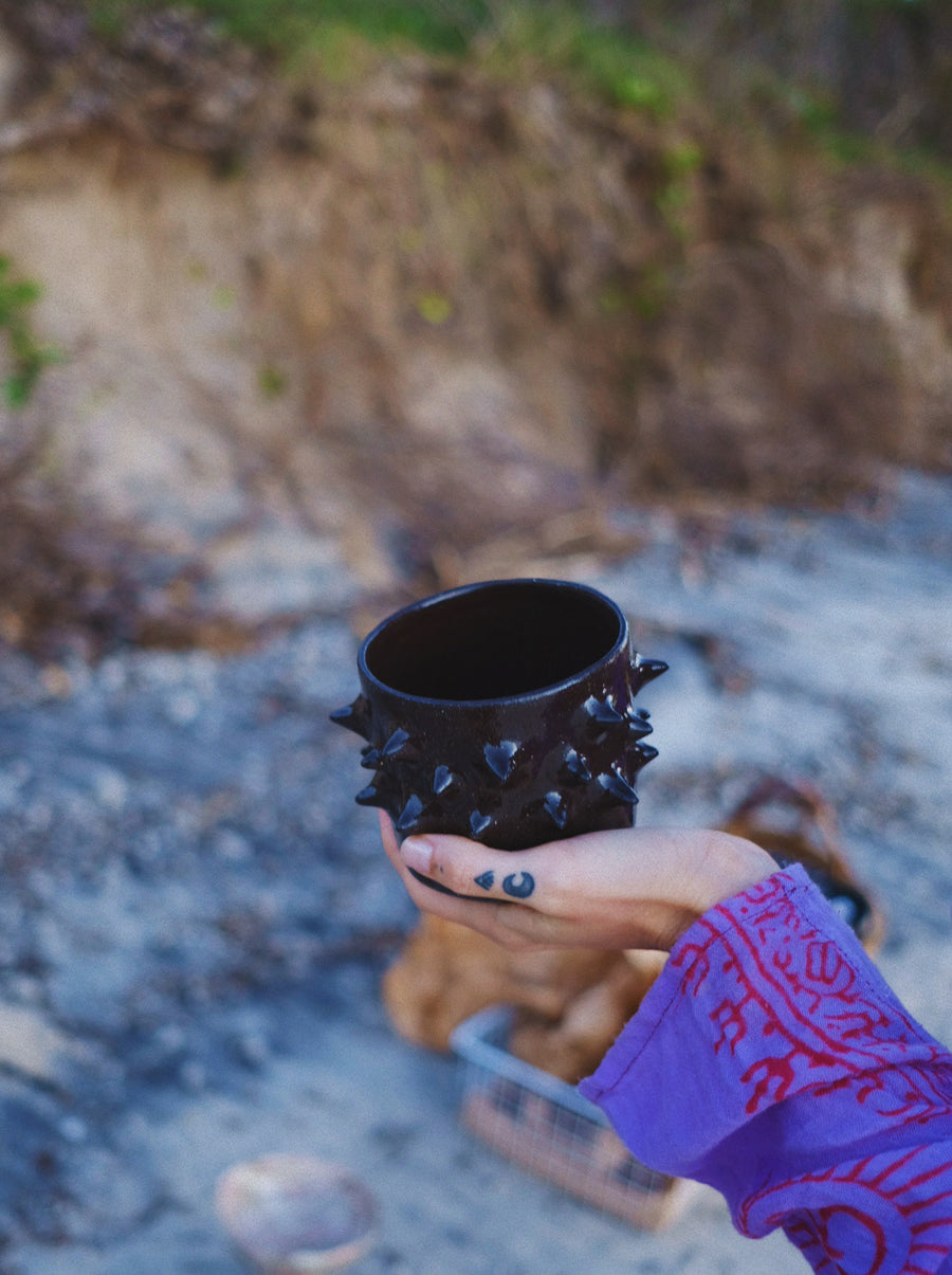 Spike Mug Brown